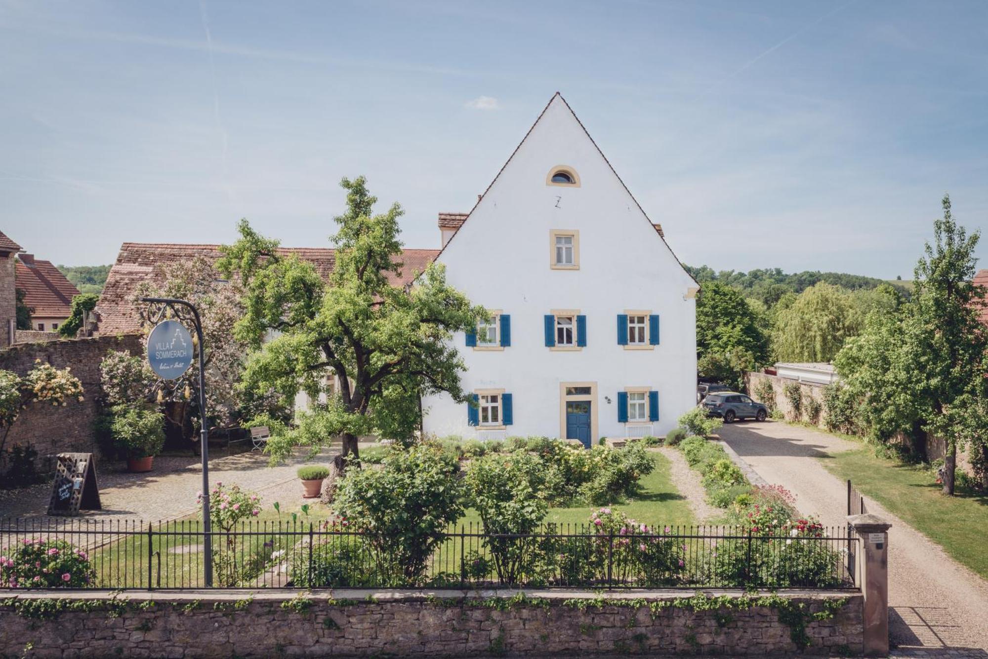 Villa Sommerach Exterior photo